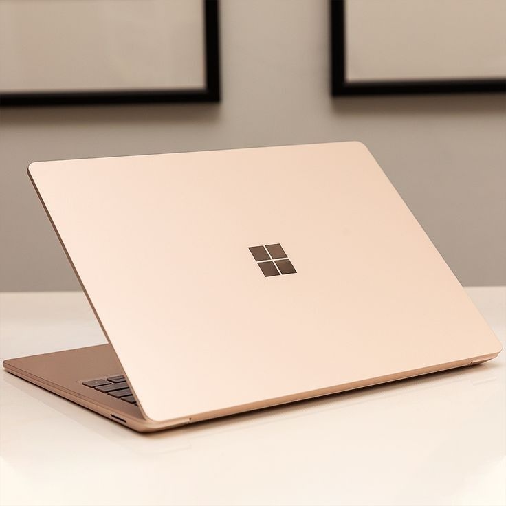 Microsoft Surface Laptop